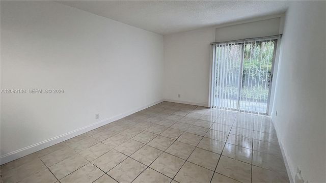 801 NW 47th Avenue 121W, Miami, FL 33126