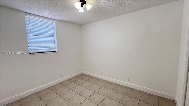 801 NW 47th Avenue 121W, Miami, FL 33126