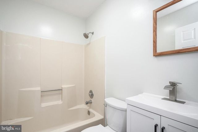 347-B OAKWOOD AVE, Glassboro, NJ 08028