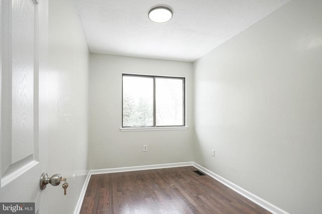 347-B OAKWOOD AVE, Glassboro, NJ 08028