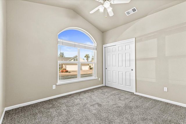 235 Prairie Landing Drive, Eagle Point, OR 97524