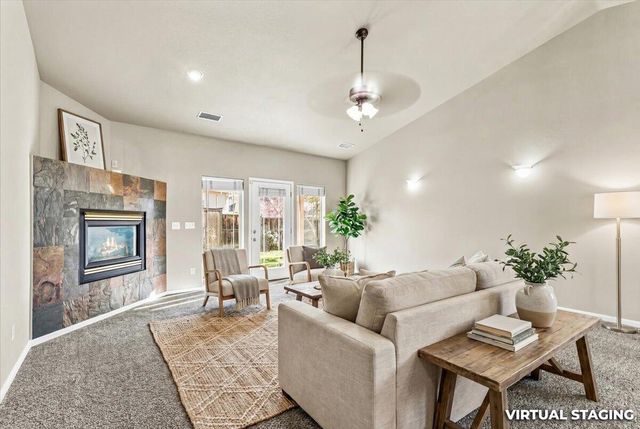 235 Prairie Landing Drive, Eagle Point, OR 97524