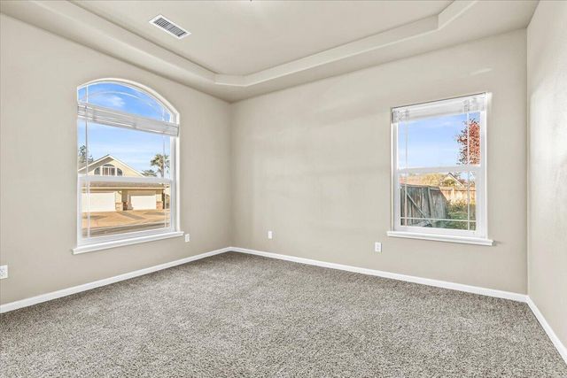 235 Prairie Landing Drive, Eagle Point, OR 97524