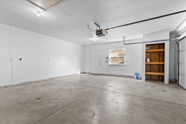 235 Prairie Landing Drive, Eagle Point, OR 97524