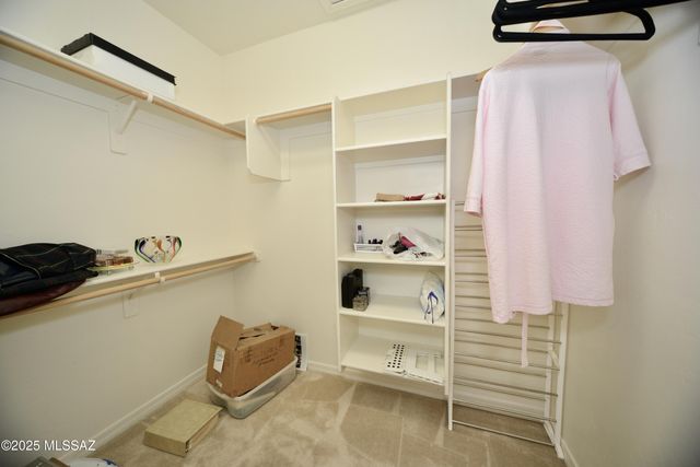 733 W Shadow Wood Street, Green Valley, AZ 85614