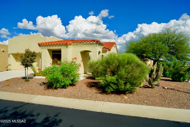 733 W Shadow Wood Street, Green Valley, AZ 85614