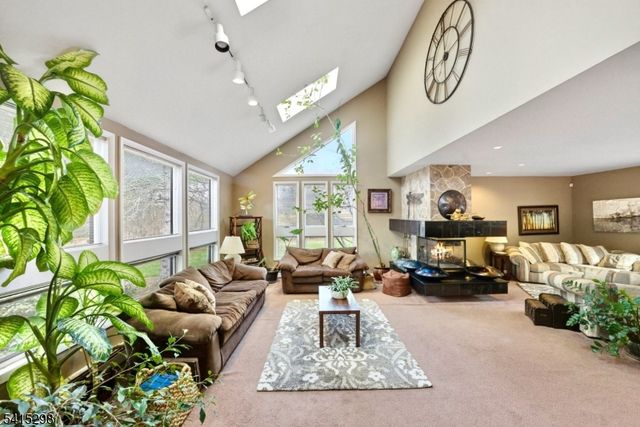 447 Rockaway Valley Rd, Boonton Twp., NJ 07005