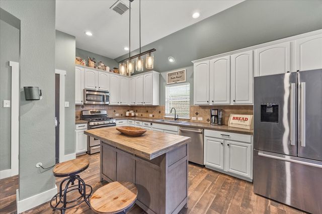 924 Mangrove Drive, Fate, TX 75087