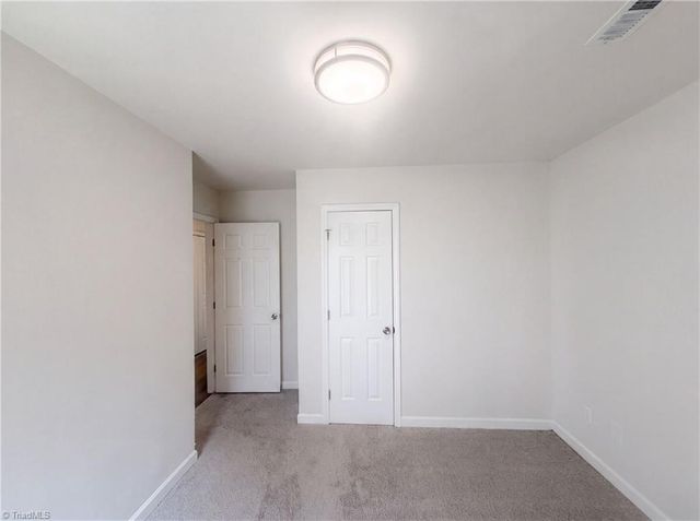2110 Carlisle Way, High Point, NC 27265