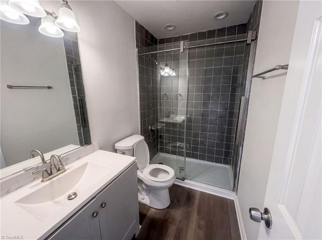2110 Carlisle Way, High Point, NC 27265
