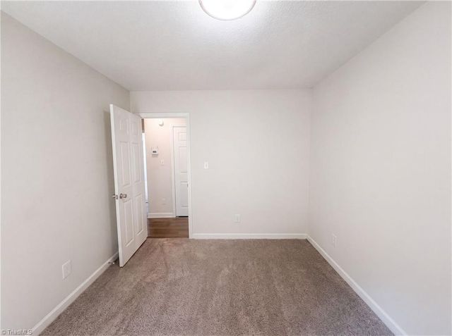 2110 Carlisle Way, High Point, NC 27265
