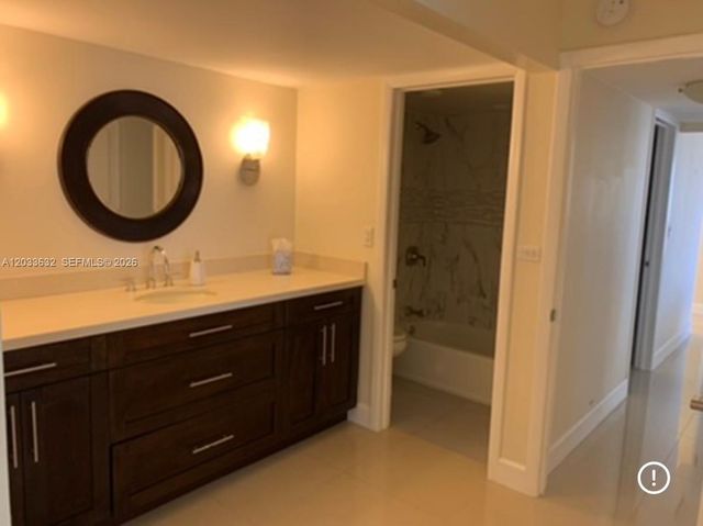 66 N Valencia Avenue PH2A, Coral Gables, FL 33134