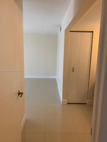 66 N Valencia Avenue PH2A, Coral Gables, FL 33134