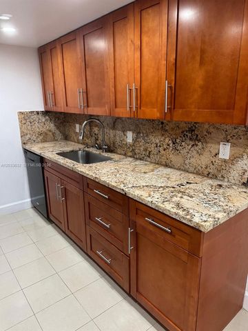 66 N Valencia Avenue PH2A, Coral Gables, FL 33134