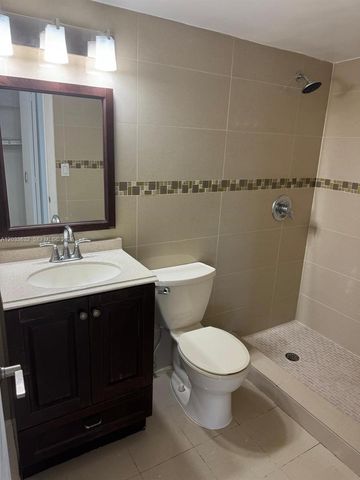 66 N Valencia Avenue PH2A, Coral Gables, FL 33134