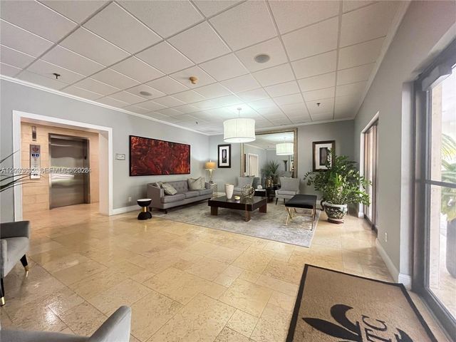 66 N Valencia Avenue PH2A, Coral Gables, FL 33134