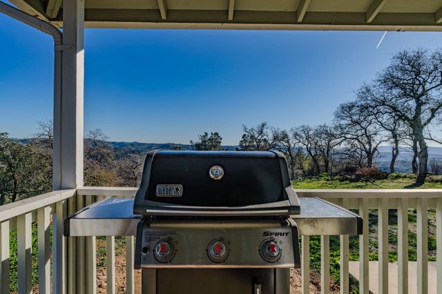 20230 Canyon View Rd, Jackson, CA 95642