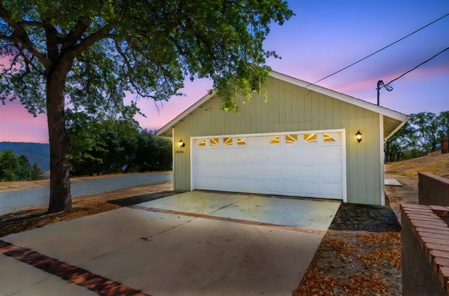 20230 Canyon View Rd, Jackson, CA 95642
