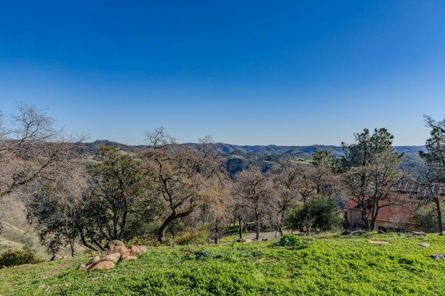 20230 Canyon View Rd, Jackson, CA 95642