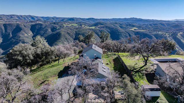 20230 Canyon View Rd, Jackson, CA 95642