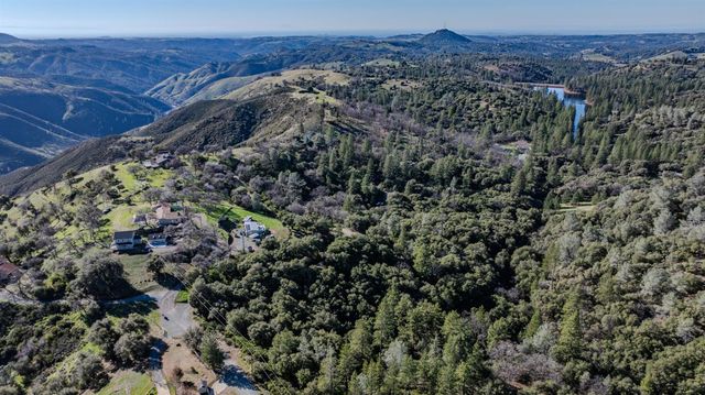 20230 Canyon View Rd, Jackson, CA 95642