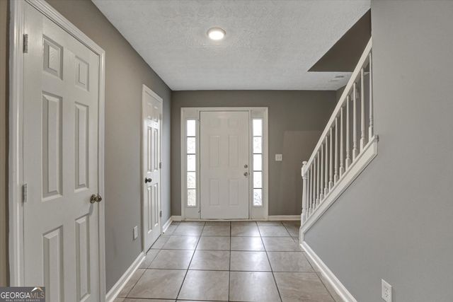 2467 Stancrest Lane, Lawrenceville, GA 30044