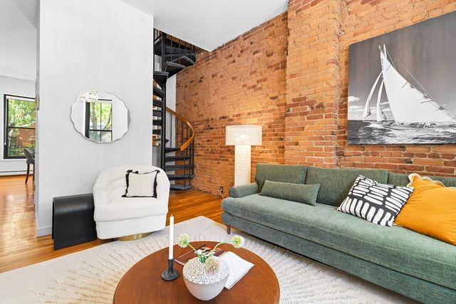 370 Columbus 2, Boston, MA 02116