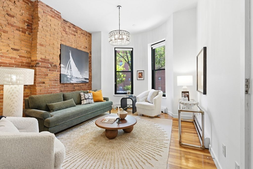 370 Columbus 2, Boston, MA 02116
