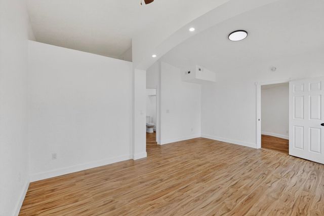 135 57TH Street SW, Albuquerque, NM 87121