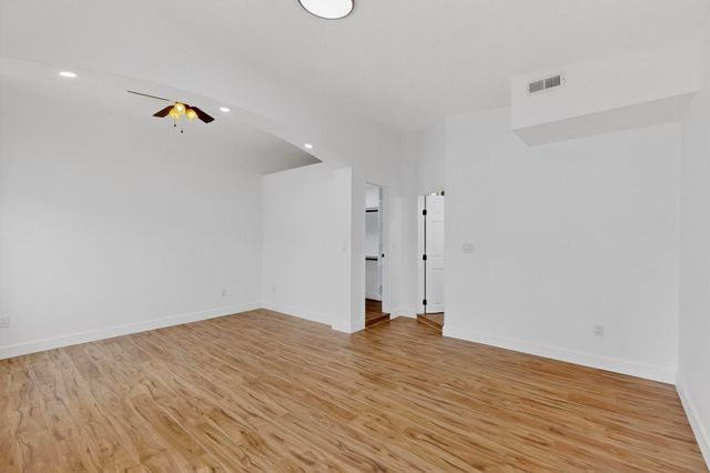 135 57TH Street SW, Albuquerque, NM 87121