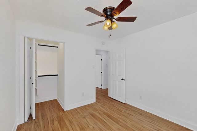 135 57TH Street SW, Albuquerque, NM 87121