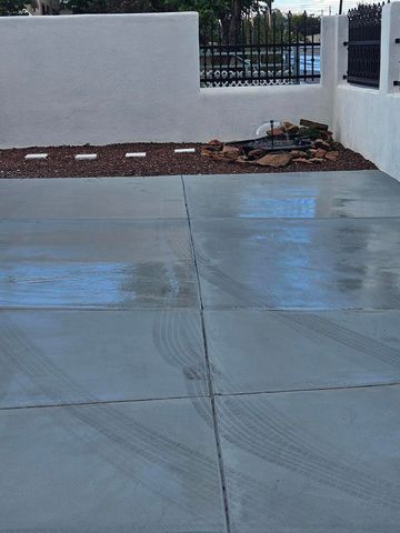 135 57TH Street SW, Albuquerque, NM 87121