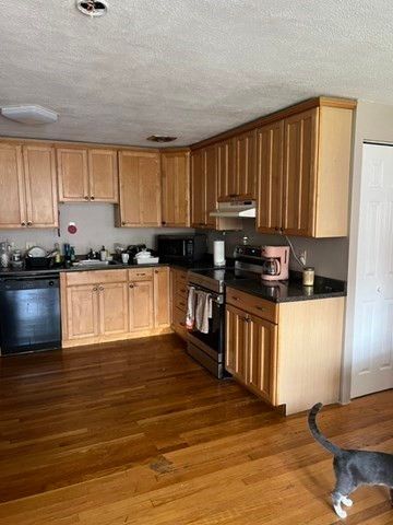 4 Colonial Village Drive 7, Arlington, MA 02474