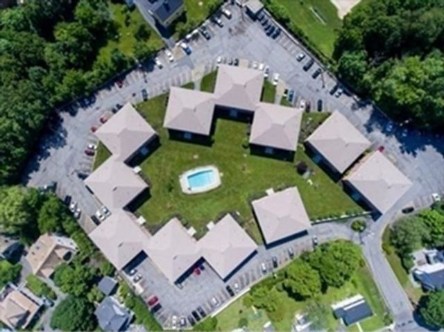 4 Colonial Village Drive 7, Arlington, MA 02474