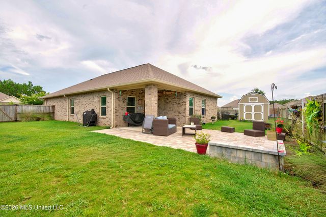 6805 Sweetclover Drive, Ocean Springs, MS 39564