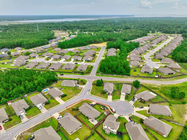 6805 Sweetclover Drive, Ocean Springs, MS 39564