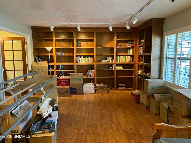 4734 Campbell Road, Las Cruces, NM 88007