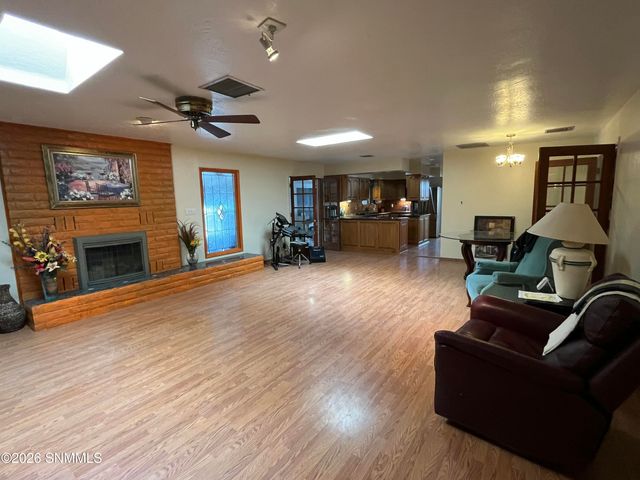 4734 Campbell Road, Las Cruces, NM 88007