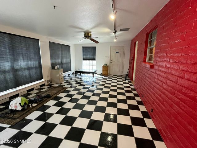 4734 Campbell Road, Las Cruces, NM 88007