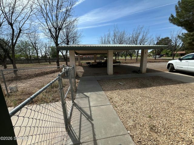 4734 Campbell Road, Las Cruces, NM 88007