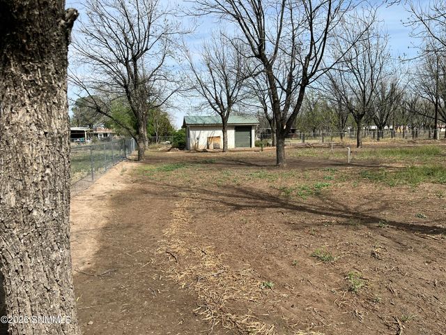 4734 Campbell Road, Las Cruces, NM 88007