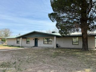 4734 Campbell Road, Las Cruces, NM 88007