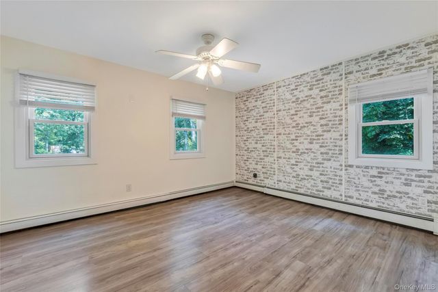 14 Seaside Avenue, Sound Beach, NY 11789