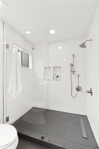 645 Griffith Way, Laguna Beach, CA 92651