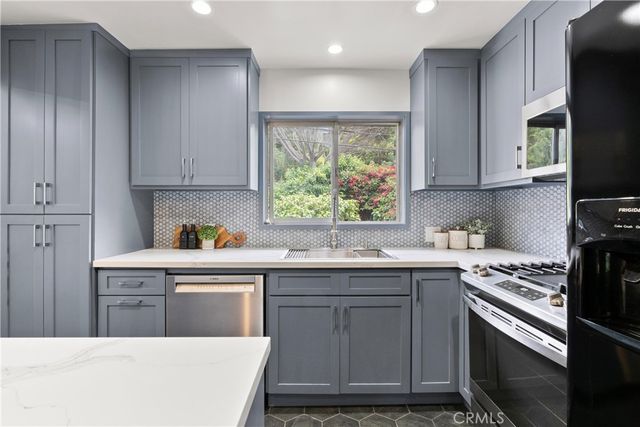 645 Griffith Way, Laguna Beach, CA 92651