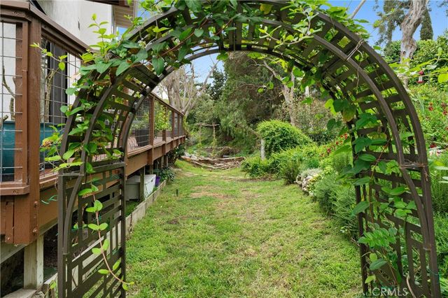 645 Griffith Way, Laguna Beach, CA 92651