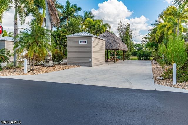 5149 Cypress Trail Resort CIR, Fort Myers, FL 33905