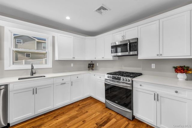 191 N Huron Street, Ronkonkoma, NY 11779