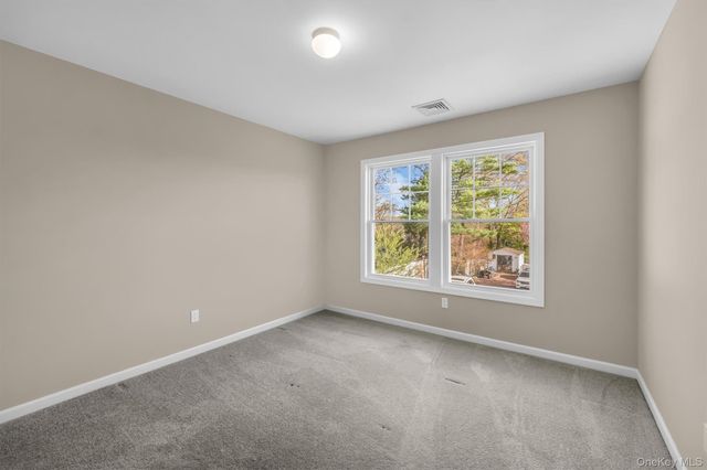 191 N Huron Street, Ronkonkoma, NY 11779