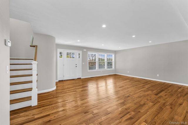 191 N Huron Street, Ronkonkoma, NY 11779